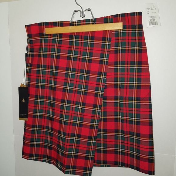 MASSIMO FABBRO ITALY *NWT* Red Tartan Mini Skirt/Kilt. Size Medium - Picture 8 of 11